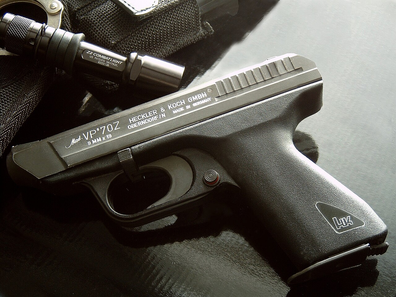 Heckler & Koch VP70 Technical Specifications and Dimensions