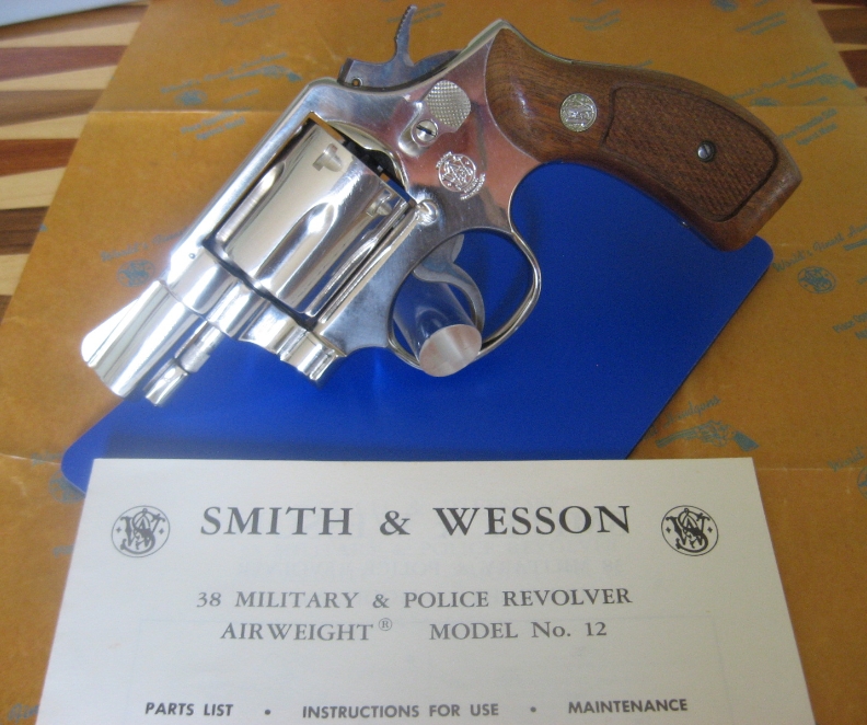 Smith & Wesson Model 12 Technical Specifications and Dimensions