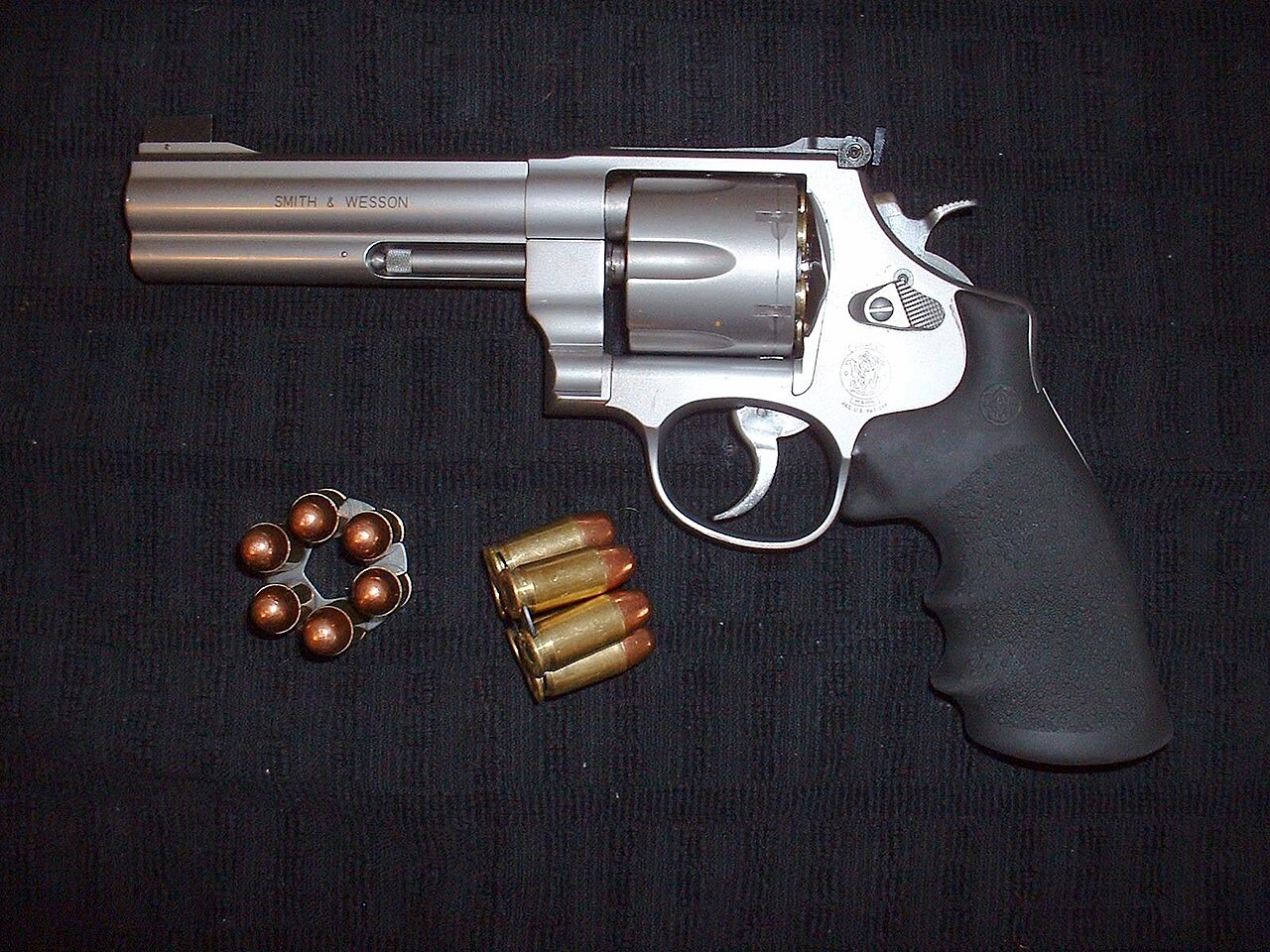 Smith & Wesson Model 625 Technical Specifications and Dimensions